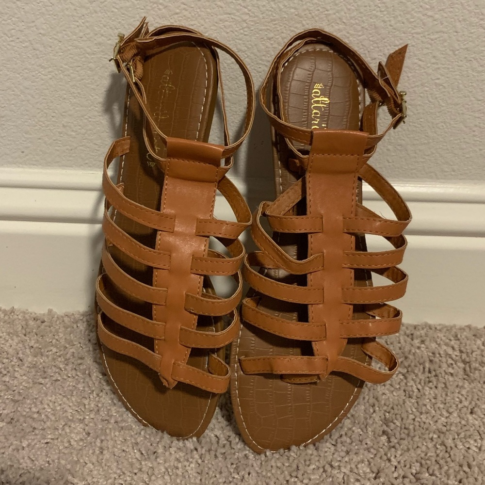 Altar’d State sandals size 9